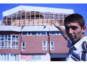 Çatıda Devasa Tekne