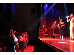 Cem Yılmaz’ın Lisa Stansfield Hayranlığı