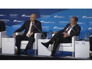 Putin’den Berlusconi’ye Güldüren Destek