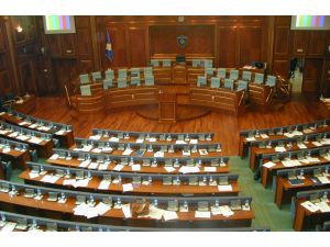 Kosova’da Erken Seçim Tartışması