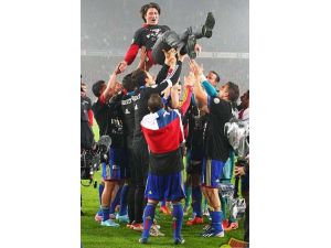 Murat Yakın Tarih Yazıyor
