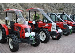 Türkiye’deki Traktörlerin 3te 1i 25 Yaşın Üstünde