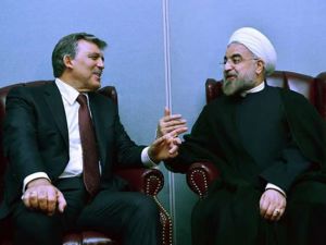 Gül, İranlı Mevkidaşıyla Görüştü