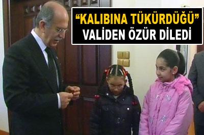 Kalıbına tükürdüğü validen özür diledi 