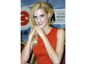 Caroline’ı Unutturmak İstiyor