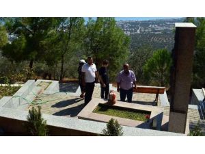 İşte Tuncel Kurtiz’in Mezarı