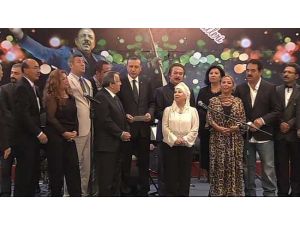 Erdoğan Ve Sanatçılar Birlikte Söyledi