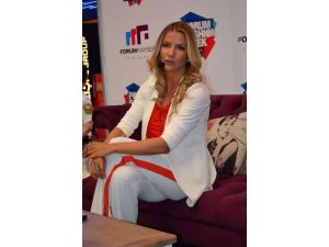 Ivana Sert’e Yoğun İlgi