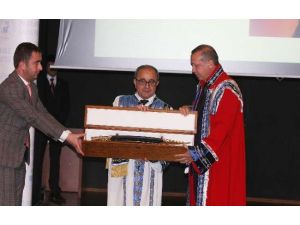 Başbakan’a Fahri Doktora Verildi