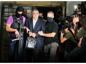 Partililer Tutuklamaları Protesto Etti