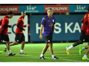 Mancini İlk Antrenmanına Çıktı
