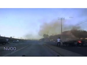 Yanan Araçtaki Kadını Böyle Kurtardı