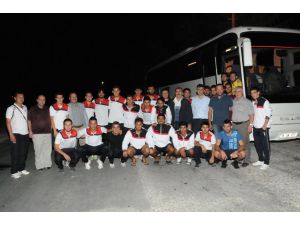 Oğuzhanspor Sivasa Uğurlandı