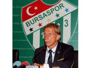 Daum: “şovmen Değil Görev Adamıyım”