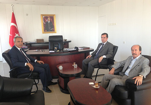 Dedeoğlu’ndan Yeni İlçe  Kaymakamlarına Ziyaret