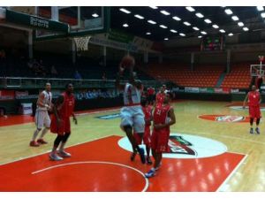 Banvit Deplasmanda Kazandı