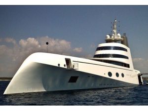 Rus Milyarderin Yatını Yanlış Boyayan Şirkete 100 Milyon Dolarlık Tazminat Davası