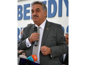 Gümrük Ve Ticaret Bakanı Hayati Yazıcı