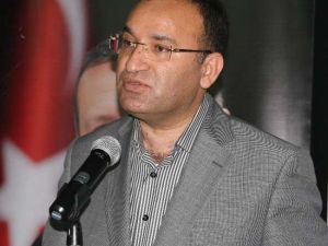 Sadece Başörtülülere Yönelik Engelleri Değil...