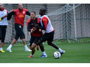 Galatasaray’da Akhisar Mesaisi Sürüyor