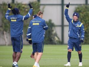 Fenerbahçe Fırtına’ya Kilitlendi