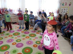 Tenisi Miniklere Aşılıyorlar