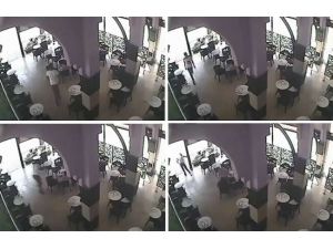 Geldi, Çaldı, Kaçtı