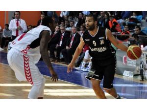 Kartal Uşak’ta Kanatlandı