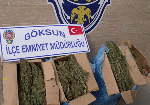 Kahramanmaraşta 28 Kilogram Esrar Ele Geçirildi