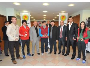 Trabzon’da Amatör Spor Haftası Etkinliklerinin Kapanış Töreni Yapıldı
