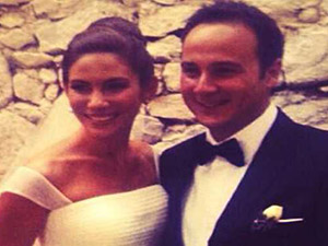 Bu İki YAKIŞIKLIYA Mutluluklar Dilerim