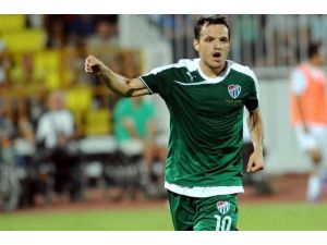 Yıldız Futbolcu Türk Vatandaşı Oluyor