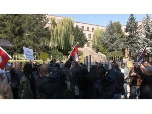 Balyoz Kararına Genelkurmay Önünde Tepki