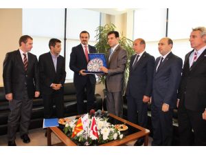 Saracini: Makedonyada Şirket Kurmak 4 Saat, Gümrük İşlemleri Birkaç Dakika