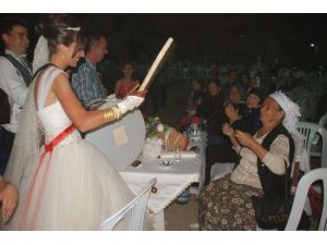 Bu Kez Gelin Çaldı, Damat Oynadı