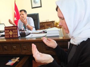 Müslüman Oldu, Elif İsmini Aldı