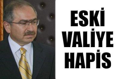 Eski Tunceli Valisine 7 ay hapis 