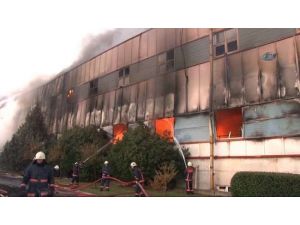 Fabrika Alevlere Teslim Oldu