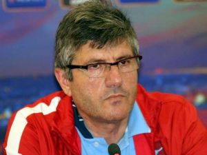 Akçay’dan Futbolcularına Uyarı