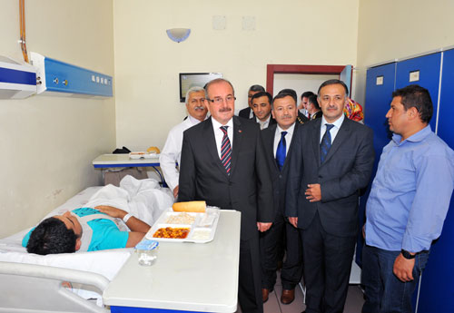 Protokol Bayramlaşması Valilik Bahçesinde