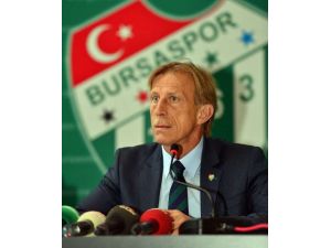 Timsah Forvet Arıyor