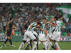 Timsah Seri Peşinde