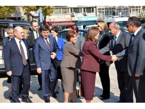 Bakan Fatma Şahin Gölcük’te Bebeğini Evde Terk Ederek Ölümüne Neden Olan Öğretmen Anne İle İlgili Konuştu