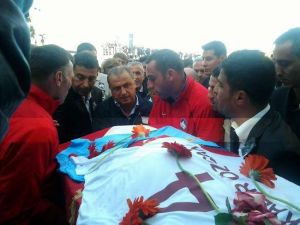 Kadir Özcan Son Yolculuğuna Uğurlandı