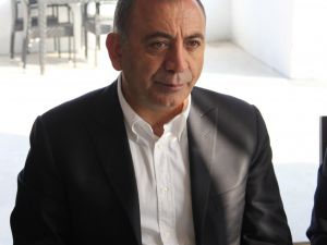 Gürsel Tekin: Siyaset Kirlendi