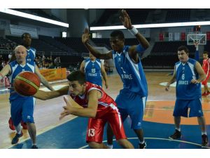 7. Zihinsel Engelliler Dünya Basketbol Şampiyonasında Türkiye Fransa’ya 76-54 Mağlup Oldu