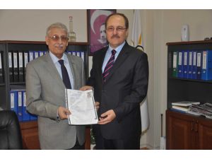 Balıkesir Ak Partide Büyükşehir Belediyesine İlk Aday Adayı Mustafa Gündoğan Oldu