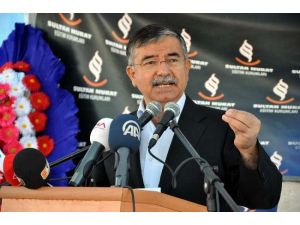 Ağaçtan Anarşi Çıkarmaya Çalışıyorlar