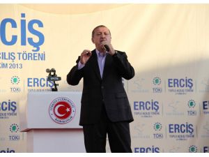 Başbakan Erdoğan, Erciş’te Konuştu