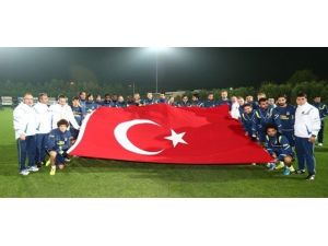 Fenerbahçe, Bursaspor Maçı Hazırlıklarını Sürdürdü